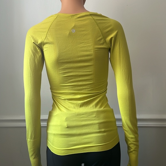 Lululemon Swiftly Tech Long Sleeve Shirt 2.0 - Picture 9 of 12